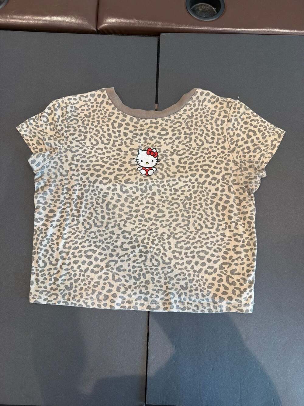 Hello Kitty Leopard Crop Top Size M